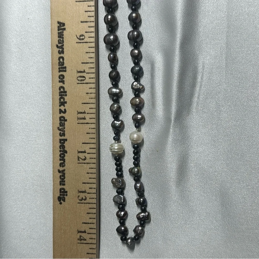 Handmade Genuine Pearl Rosary - Picture 12 of 14